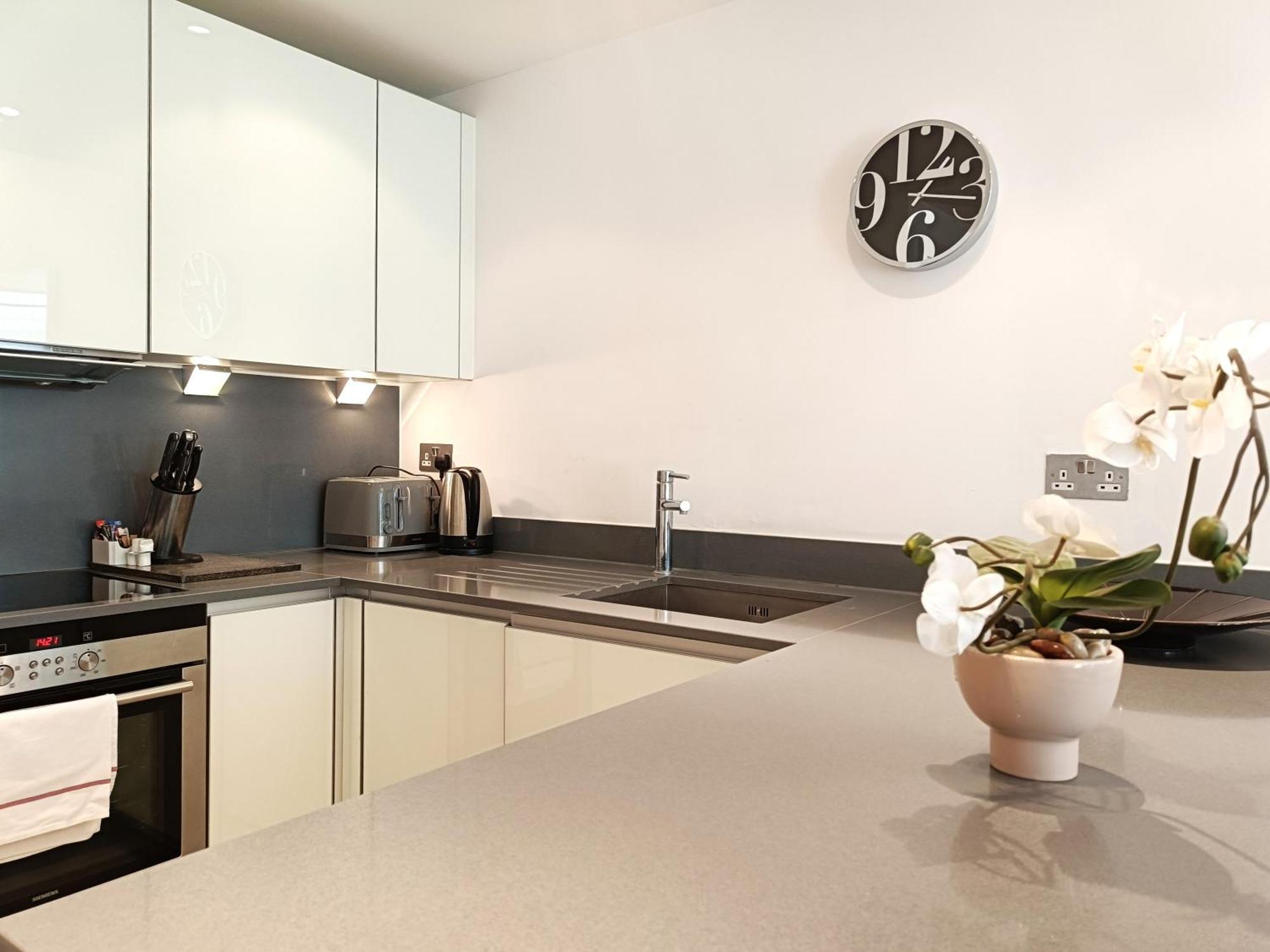 Tower Hill Serviced Apartments ลอนดอน ภายนอก รูปภาพ